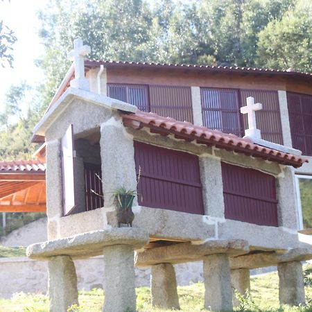 Pensjonat Encostas Da Torre Terras de Bouro Zewnętrze zdjęcie