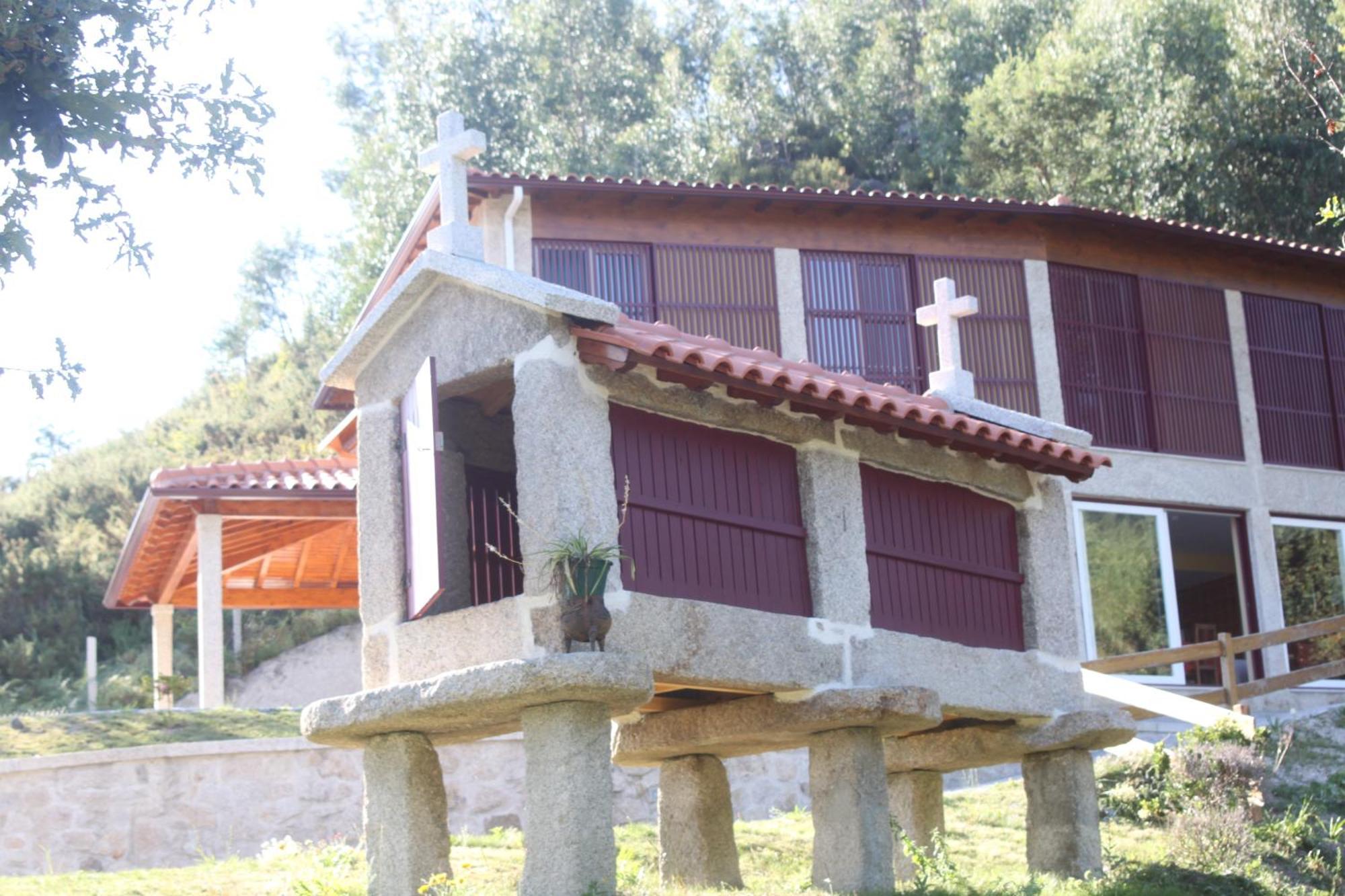Pensjonat Encostas Da Torre Terras de Bouro Zewnętrze zdjęcie