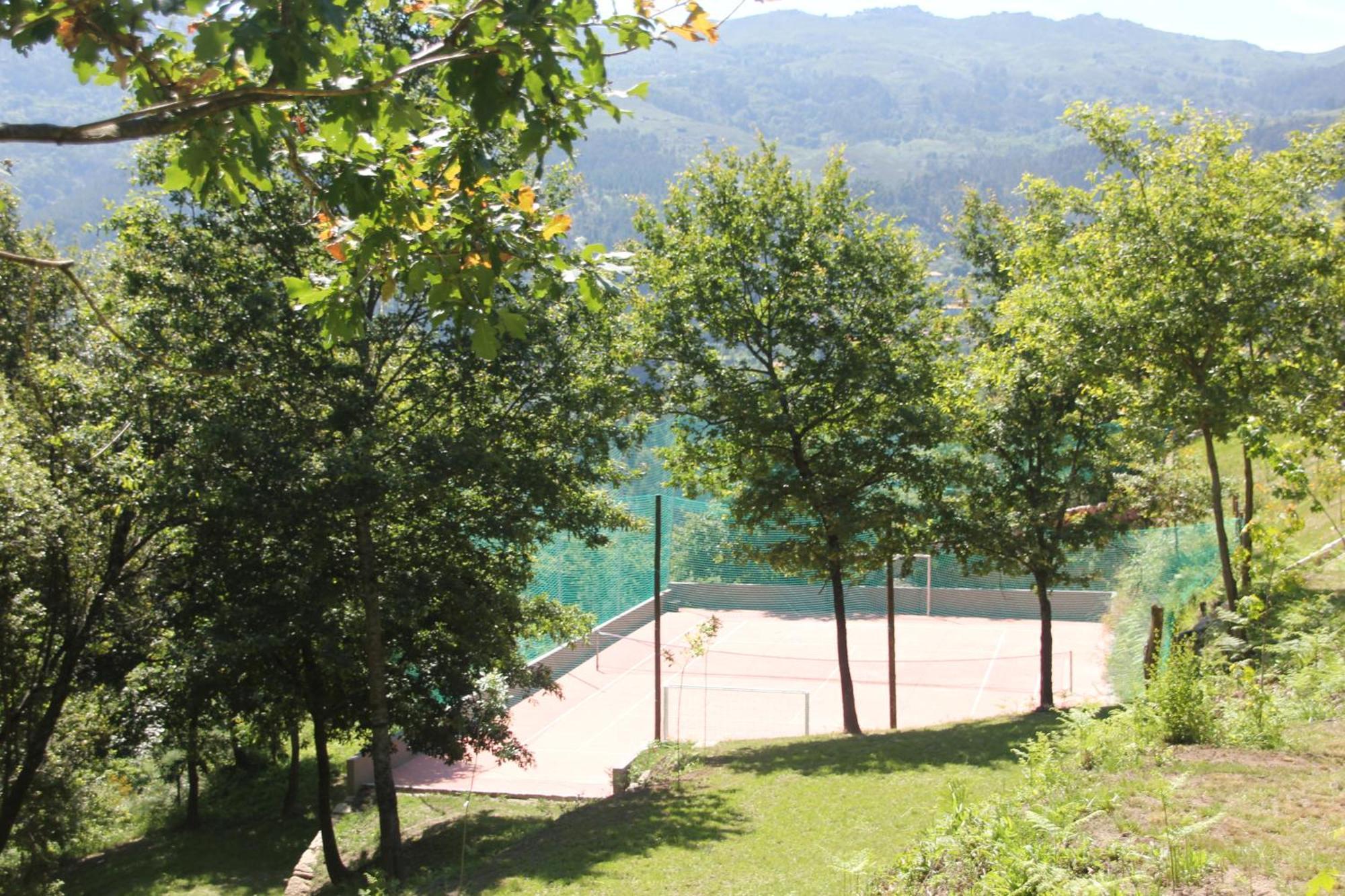 Pensjonat Encostas Da Torre Terras de Bouro Zewnętrze zdjęcie