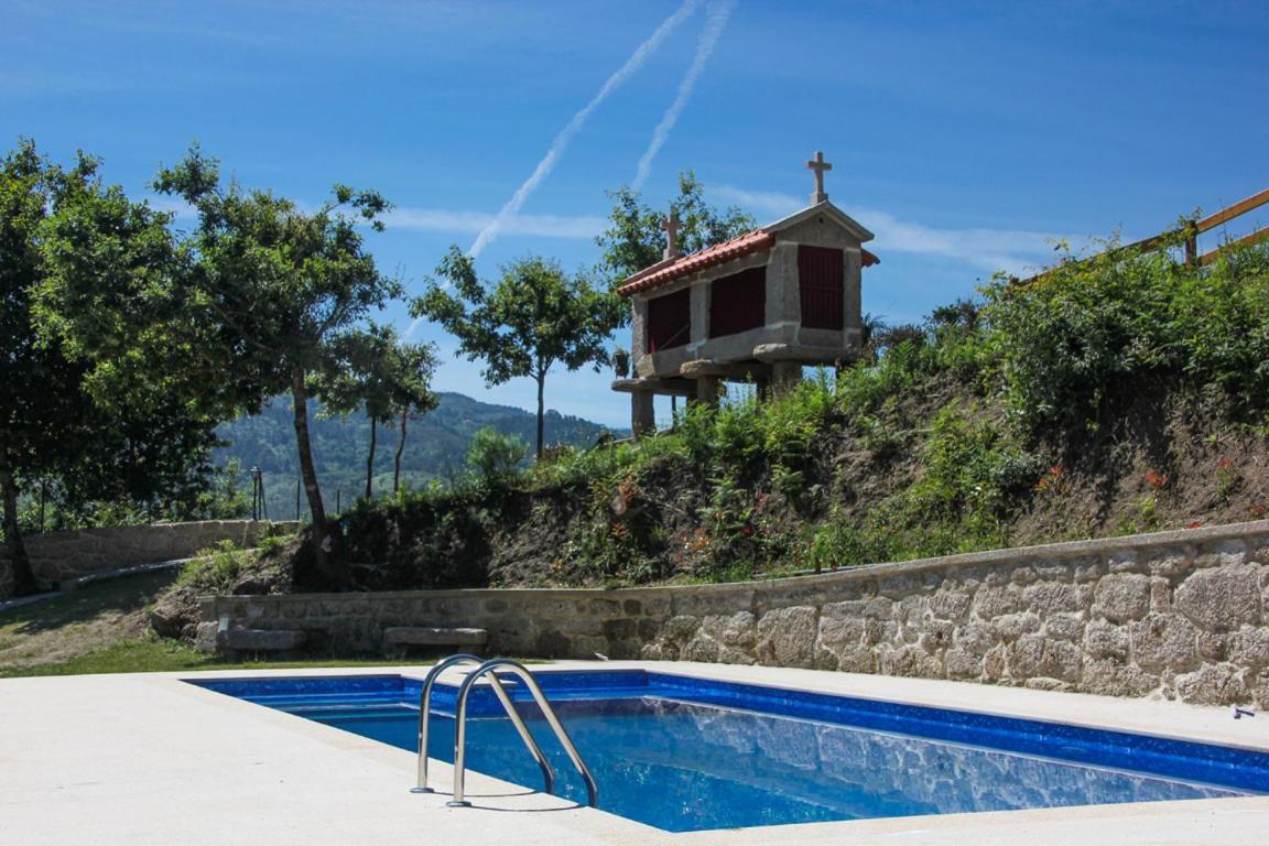 Pensjonat Encostas Da Torre Terras de Bouro Zewnętrze zdjęcie
