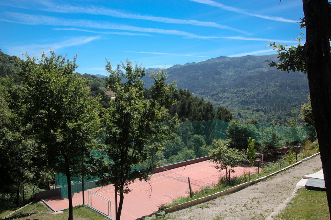 Pensjonat Encostas Da Torre Terras de Bouro Zewnętrze zdjęcie