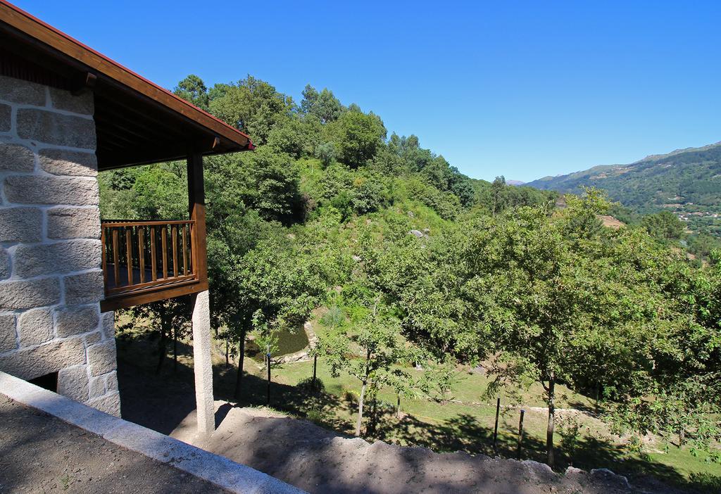 Pensjonat Encostas Da Torre Terras de Bouro Zewnętrze zdjęcie