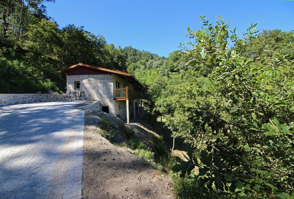 Pensjonat Encostas Da Torre Terras de Bouro Zewnętrze zdjęcie