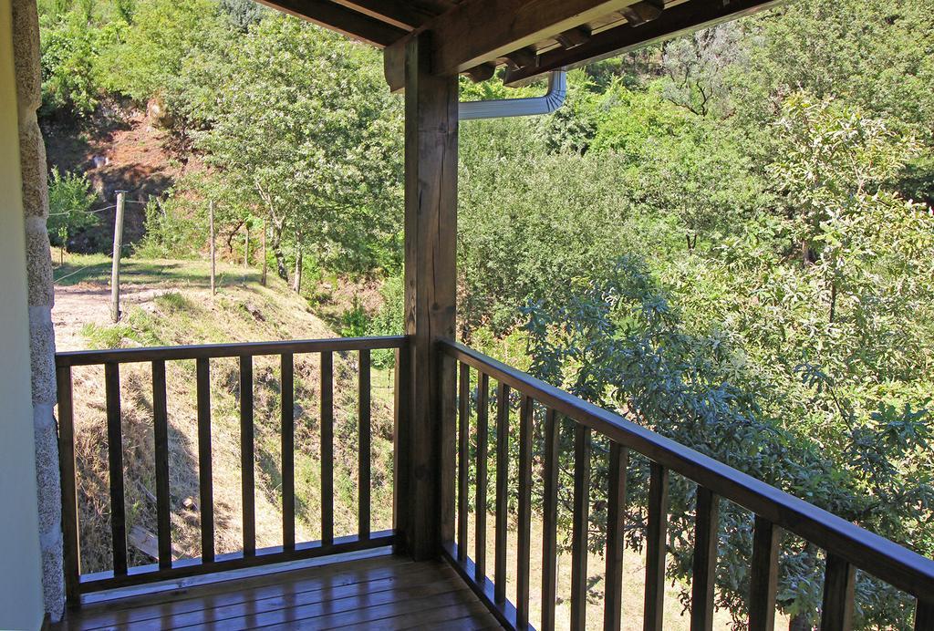 Pensjonat Encostas Da Torre Terras de Bouro Zewnętrze zdjęcie