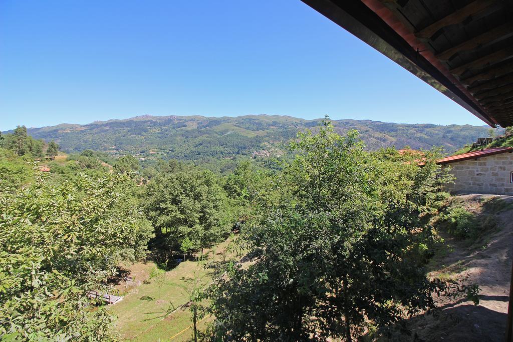 Pensjonat Encostas Da Torre Terras de Bouro Zewnętrze zdjęcie