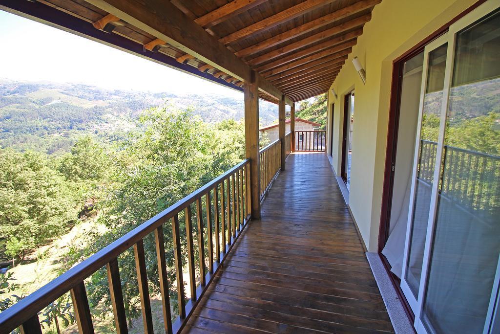Pensjonat Encostas Da Torre Terras de Bouro Zewnętrze zdjęcie